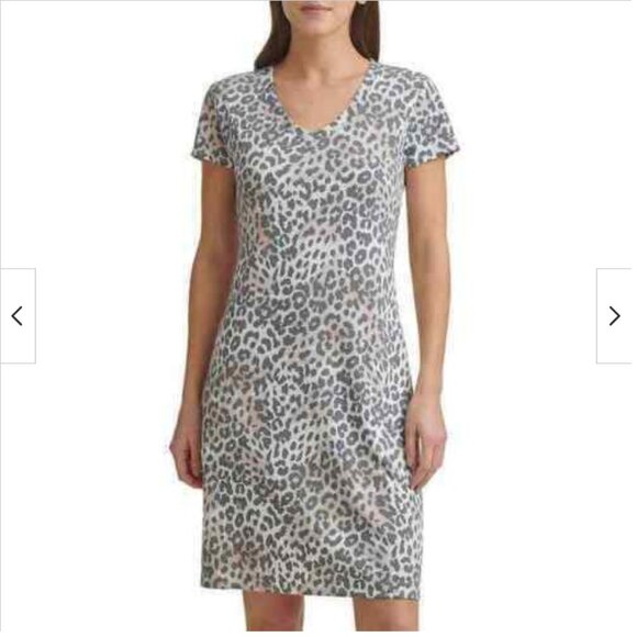 MARC NEW YORK WOMEN'S SHORT SLEEVE V-NECK DRESS (Snow Leopard, X-Large) - Picture 1 of 4